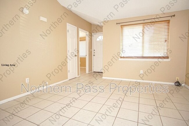 Foto del edificio - 1553 Rebecca Ann Dr