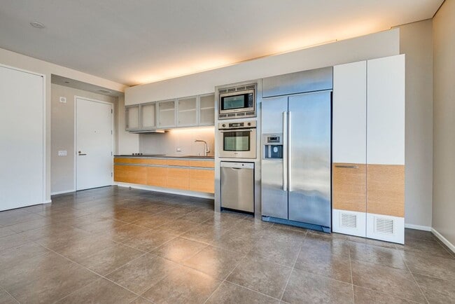 Foto del edificio - Veer Towers 1407E- Strip/City Views from this Stunning 1 bd/1ba Residence