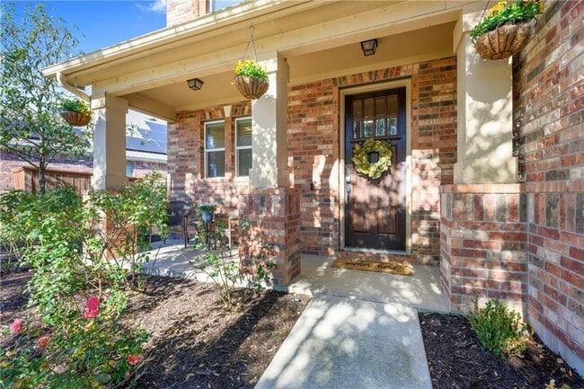 Building Photo - 1524 Uhland Dr