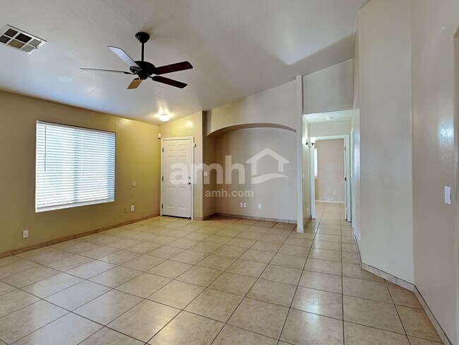 Building Photo - 358 N 103rd St