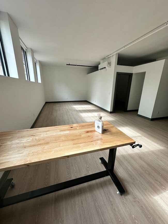 Interior Photo - Ivy Lofts