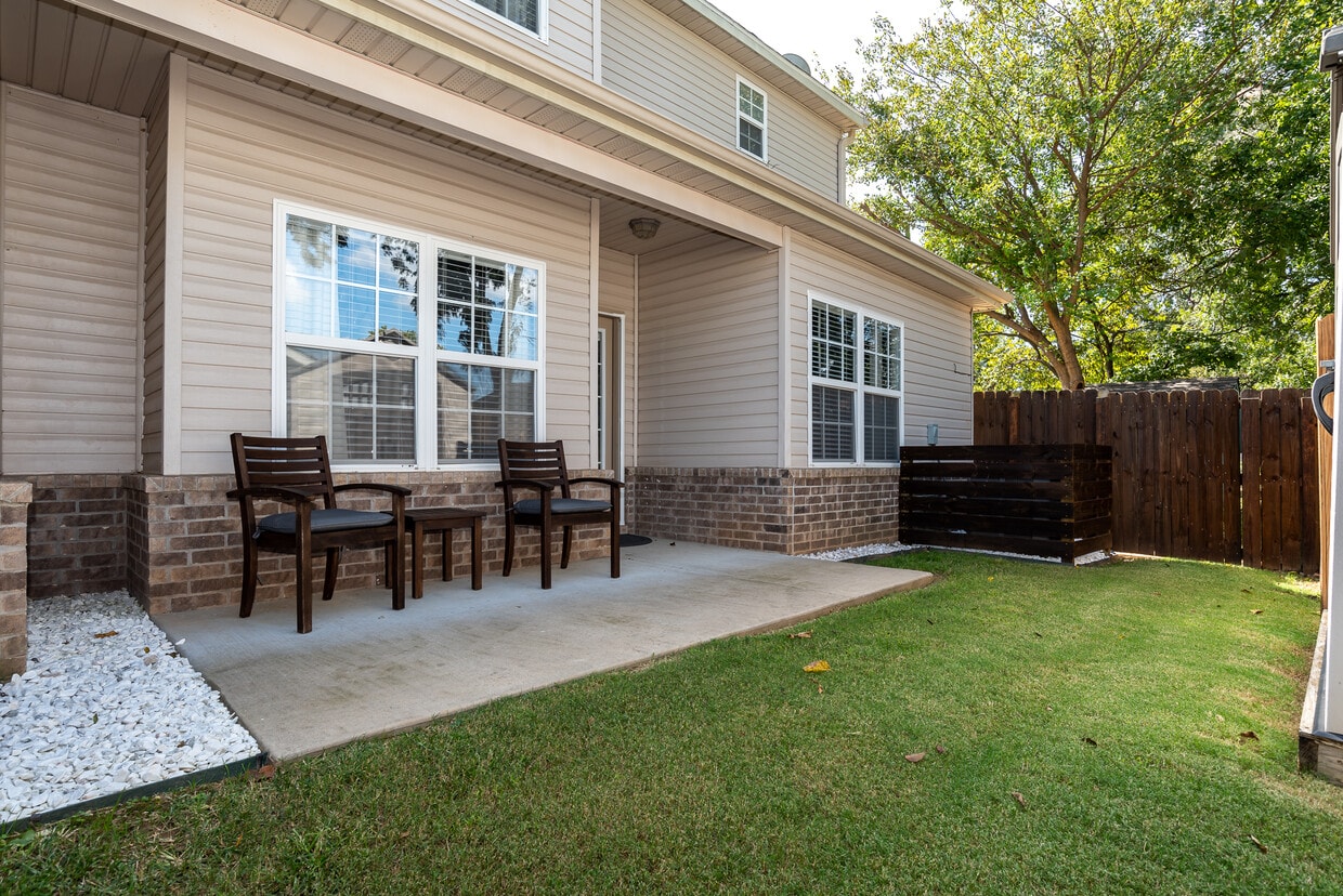 Foto principal - 614 SW 5th St