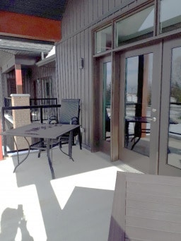 Building Photo - The Crossing Apartments