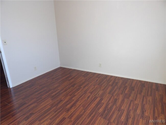 Building Photo - 10332 Transit Rd