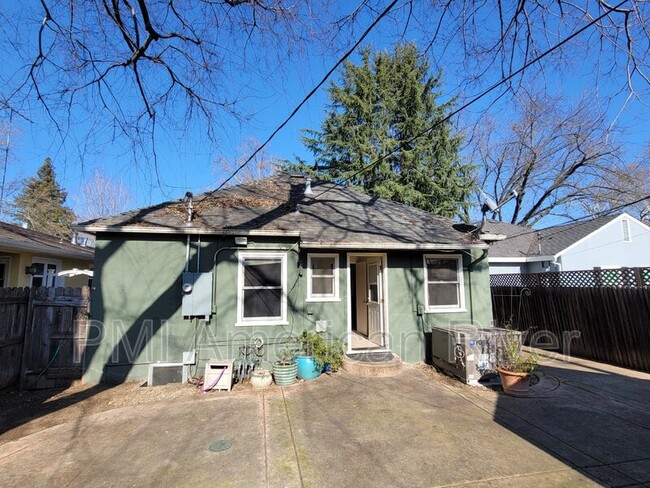 Building Photo - 2016 Vallejo Way