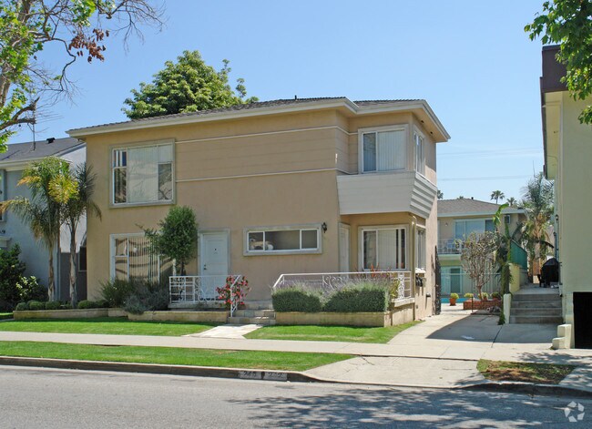 Foto del edificio - 240 S Rexford Dr