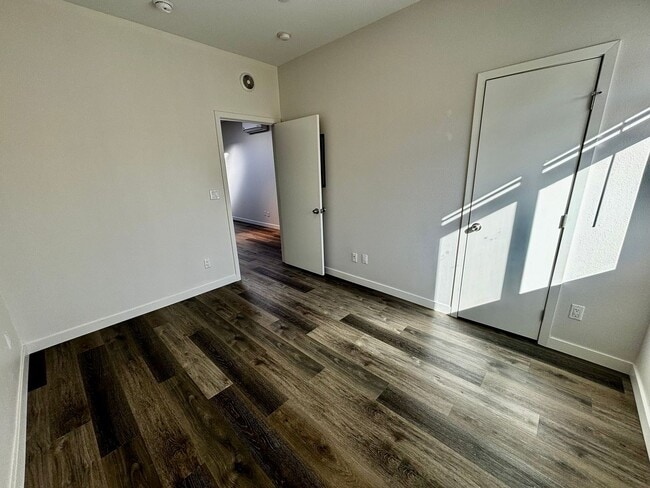 Foto del edificio - Newly Renovated 1 Bed/1 Bath