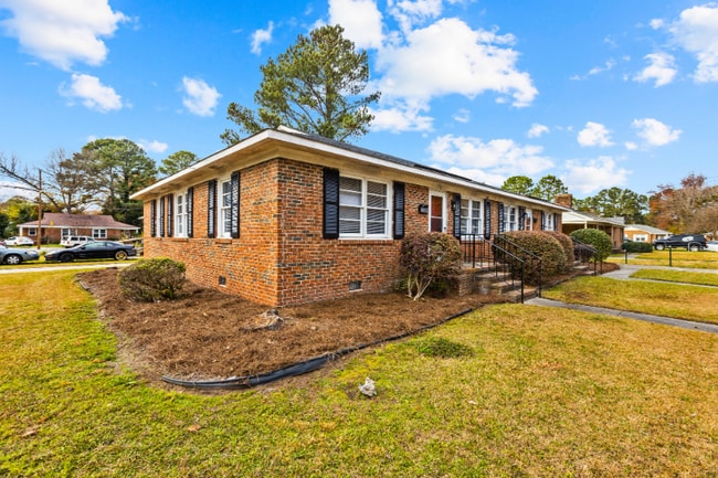 Photo - 105 N Meade St Townhome