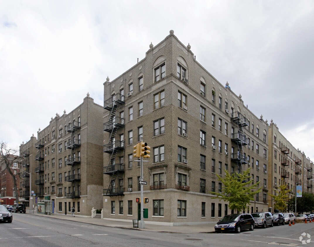 Primary Photo - 344 Fort Washington Ave