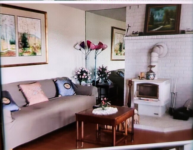 Foto del edificio - 2 Bedroom Condo in Vancouver