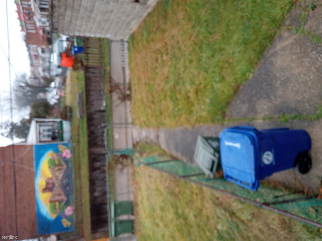 Primary Photo - 3 br, 1.5 bath House - 3702 Hayward Ave