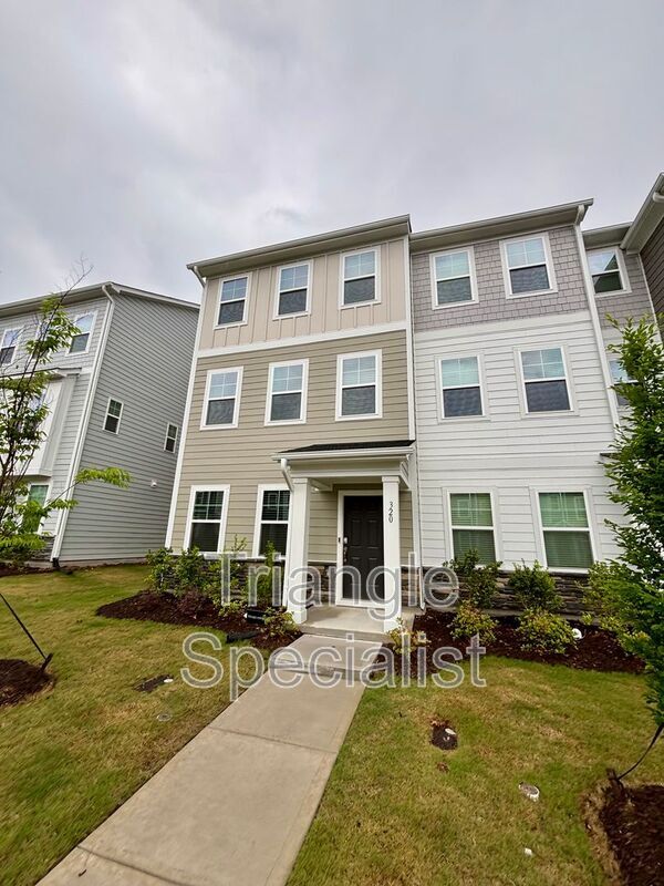 Building Photo - 320 Hemley Trl