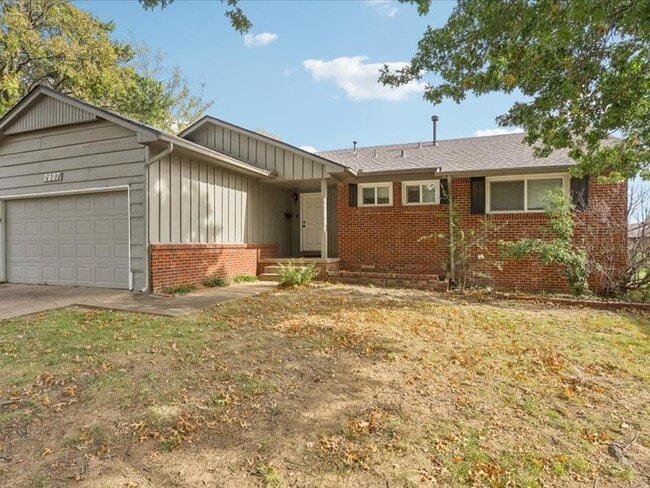 Foto del edificio - 2607 S Maplewood Ave