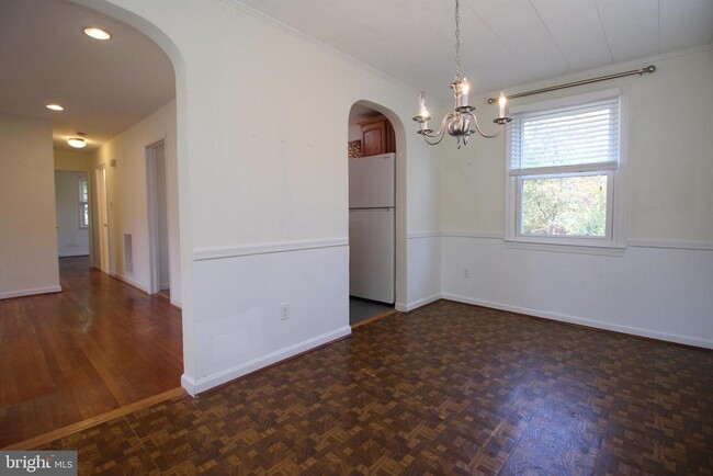 Foto del edificio - 3052 Westfall Pl