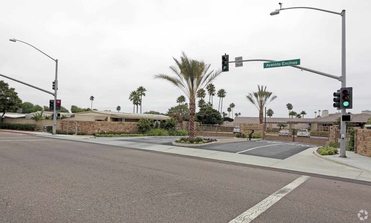 Lakeshore Gardens Apartments in Carlsbad, CA