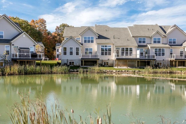 Building Photo - 3031 North Spurway Drive