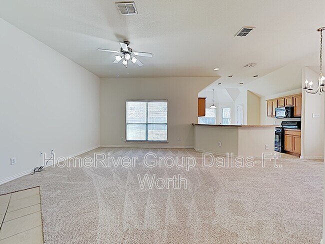 Building Photo - 217 Mapleshade Dr