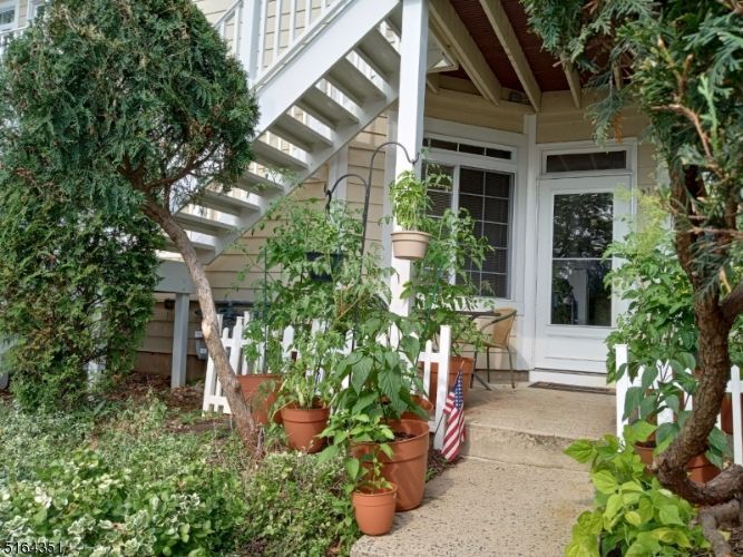 21 Wentworth Rd Unit 21, Bedminster, NJ 07921 Condo for Rent in