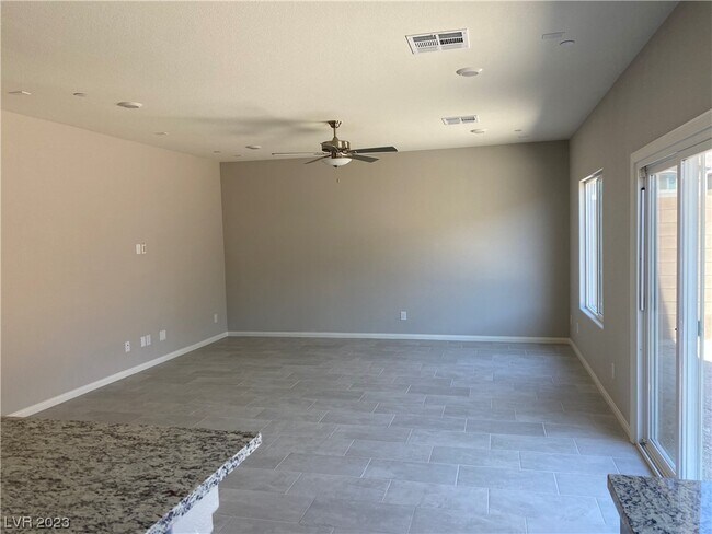 Foto del edificio - 10778 Wild Poppy Ave