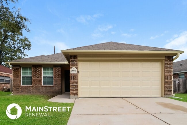 Building Photo - 17239 Glen Oaks Dr
