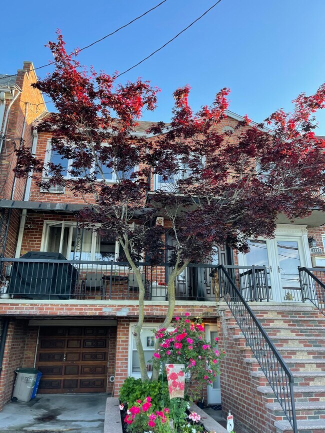 Building Photo - 1290 Bergen Ave
