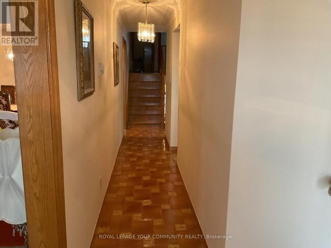 Building Photo - 391 Glen Park Ave