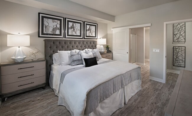 Building Photo - Montreux