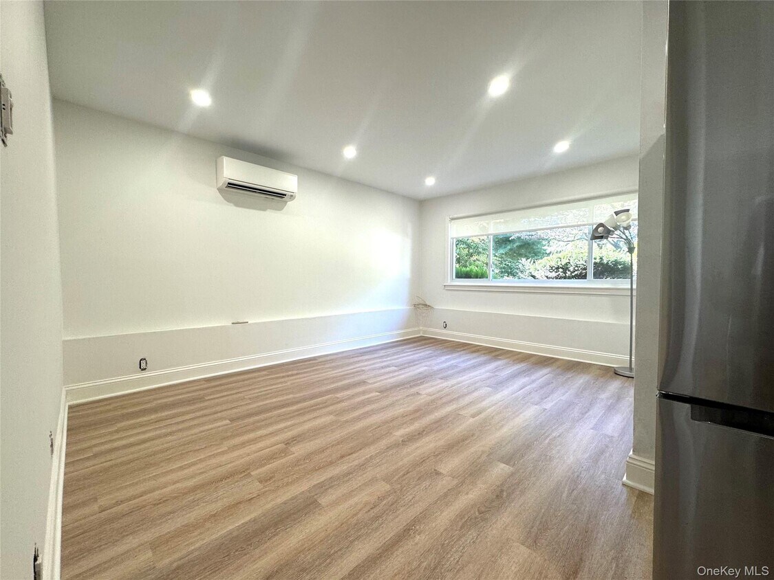 Foto principal - 326 Clay Pitts Rd