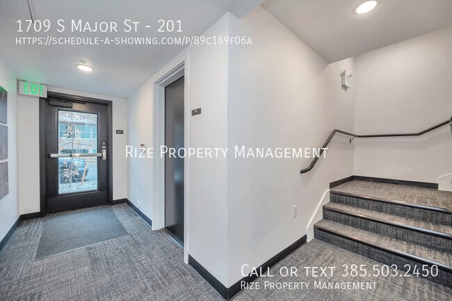 Building Photo - Minimalist Salt Lake Living!