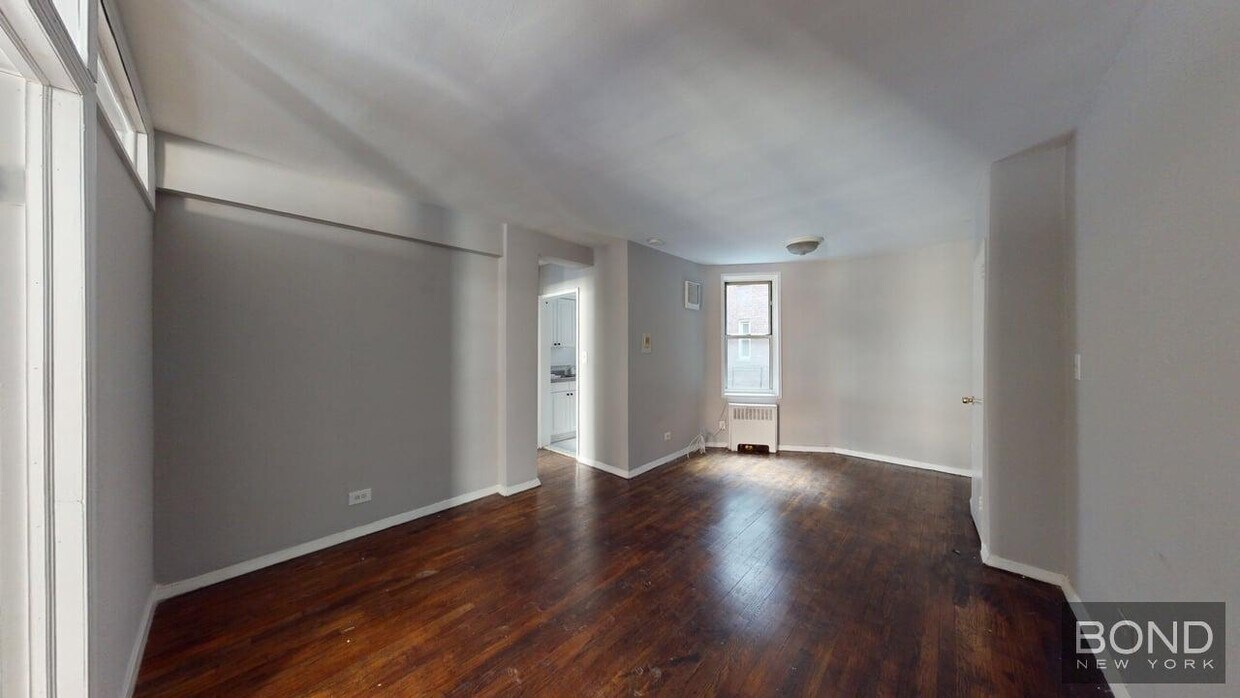 Primary Photo - 340 E 58th St