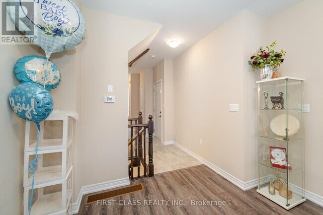 Photo du bâtiment - 1890 Rymal Rd E