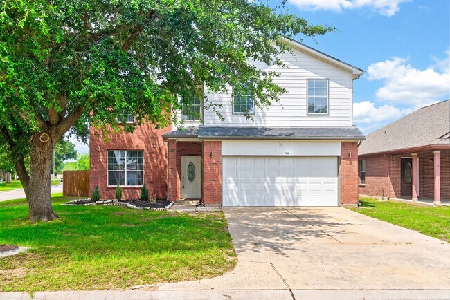 Building Photo - 918 Ivycroft Ln