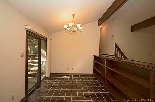 Foto del edificio - 304 Hempstead Rd