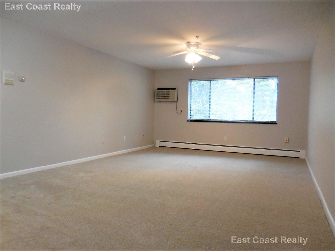 396 Langley Rd, Newton, MA 02459 Apartments in Newton, MA