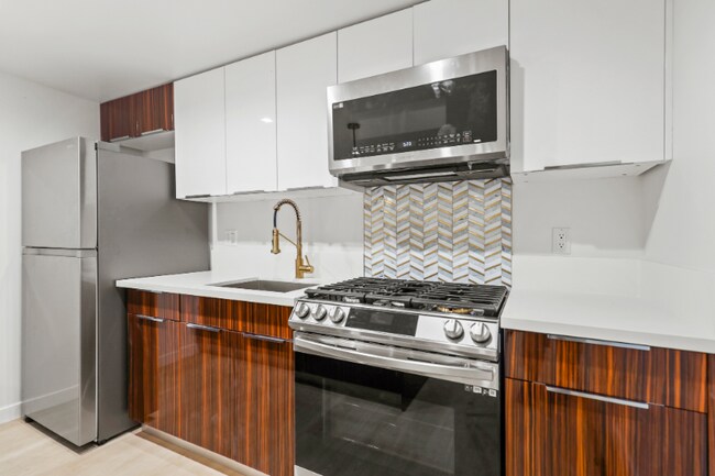 Foto del edificio - 410 Lucas Ave