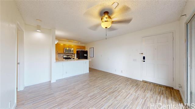 Building Photo - 91-214-214 Hanapouli Cir
