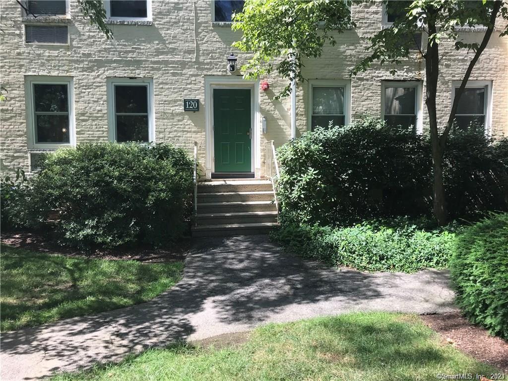 Foto principal - 120 Woodside Green