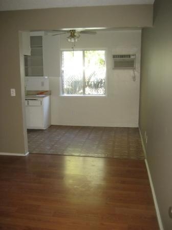 Cocina - 14735 Blythe St