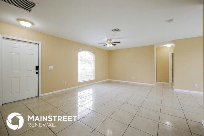 Foto del edificio - 1917 Kester Ave