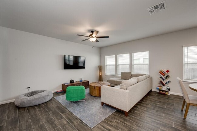 Building Photo - 10712 Timber Brook Pass