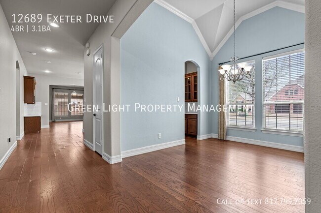 Foto del edificio - 12689 Exeter Dr