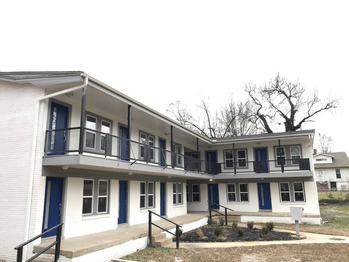 816 Lambuth Blvd Unit 102, Jackson, TN 38301 Room for Rent in Jackson