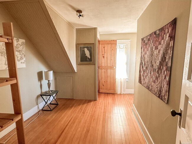 Foto del edificio - 115 Randall Ave