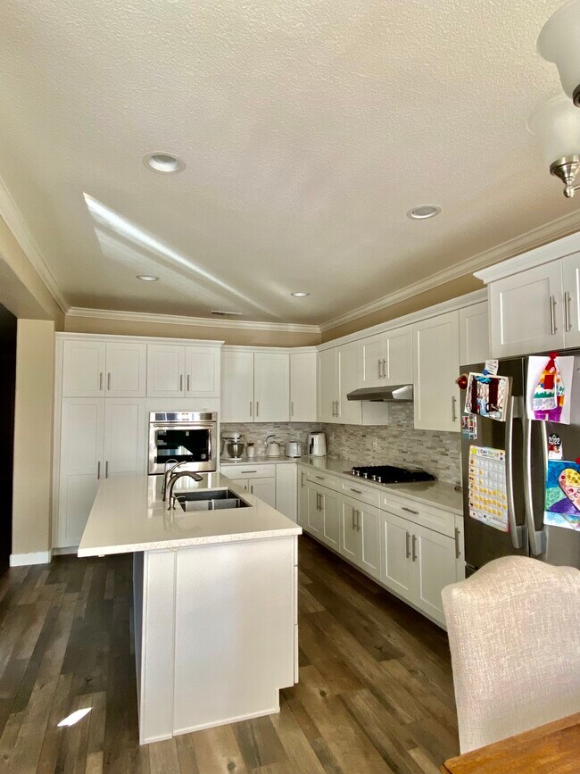 Foto del edificio - 8654 N Heartland Way