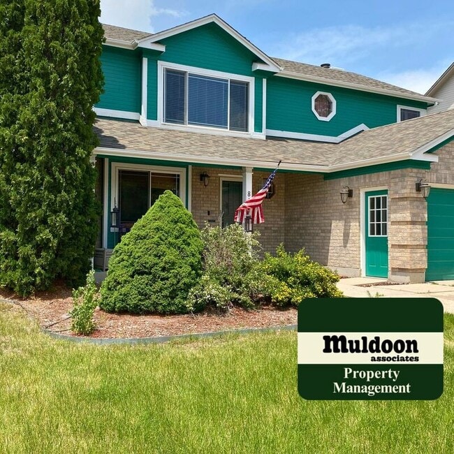 Building Photo - 8110 Avens Cir