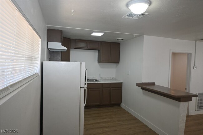 Foto del edificio - 1610 Marlin Ave