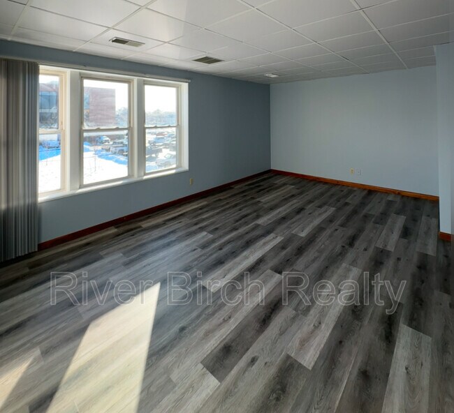 Foto del edificio - 525 E Pine St