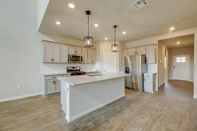 Foto del edificio - 303 Rainmaker Ln