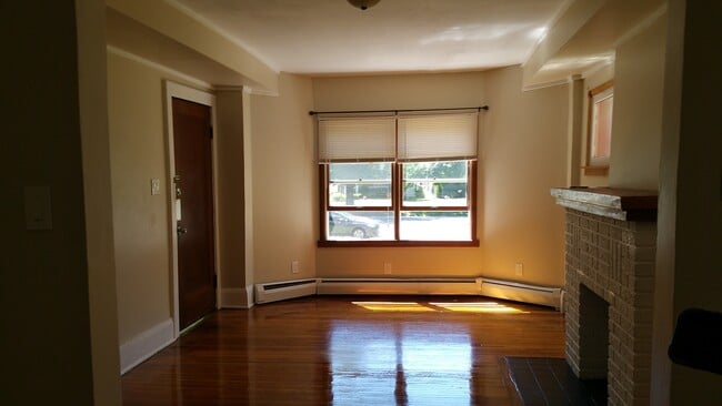Building Photo - 121 McKinley Pkwy