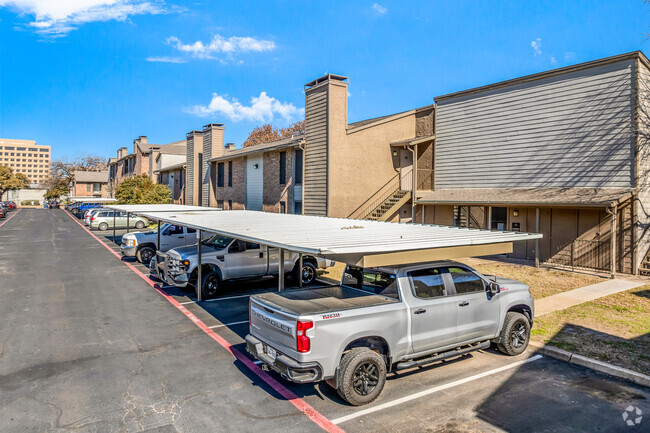 Building Photo - Montfort Crossing